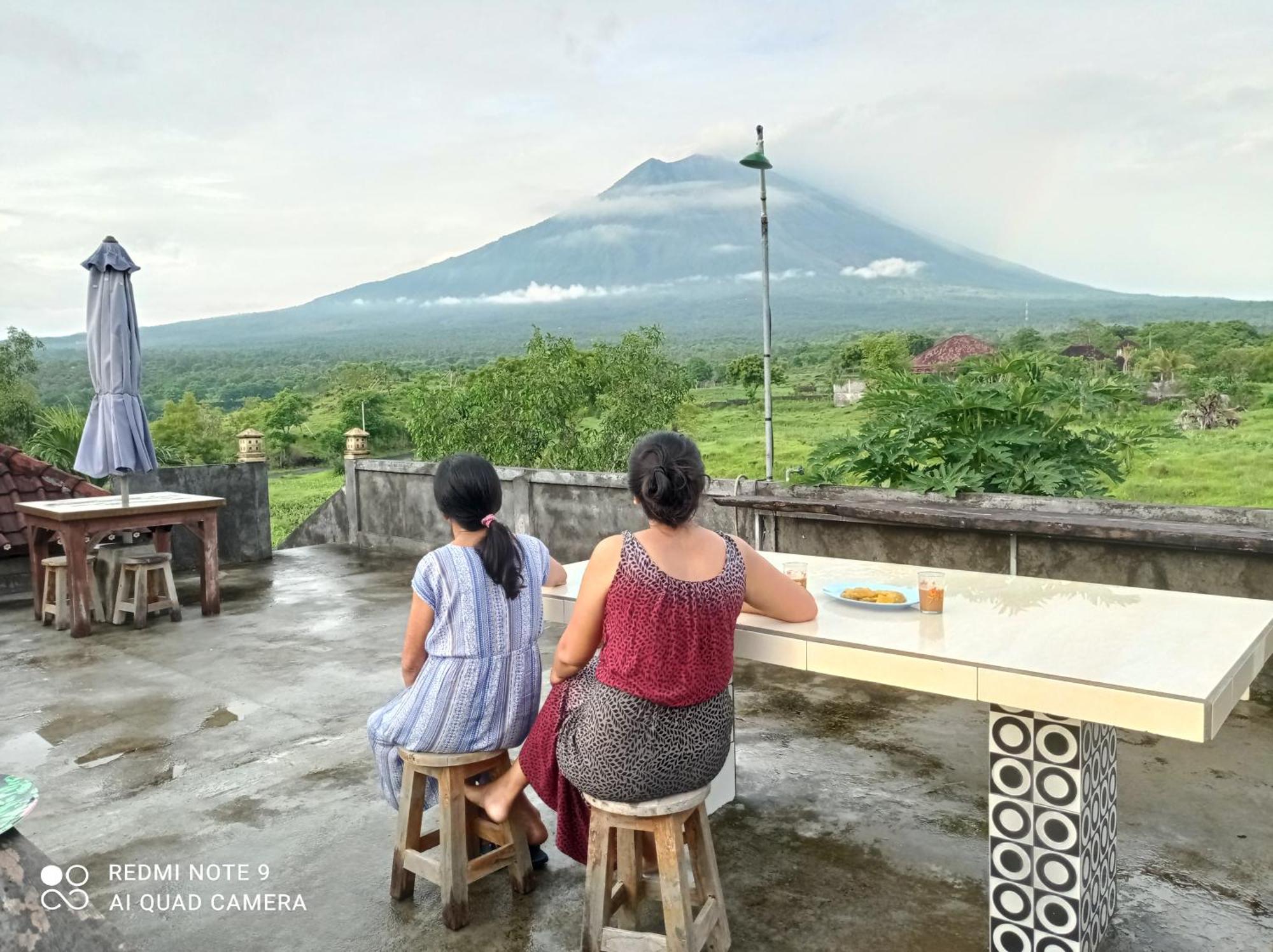 Khrisna Sunrise Homestay Tulamben Habitación foto