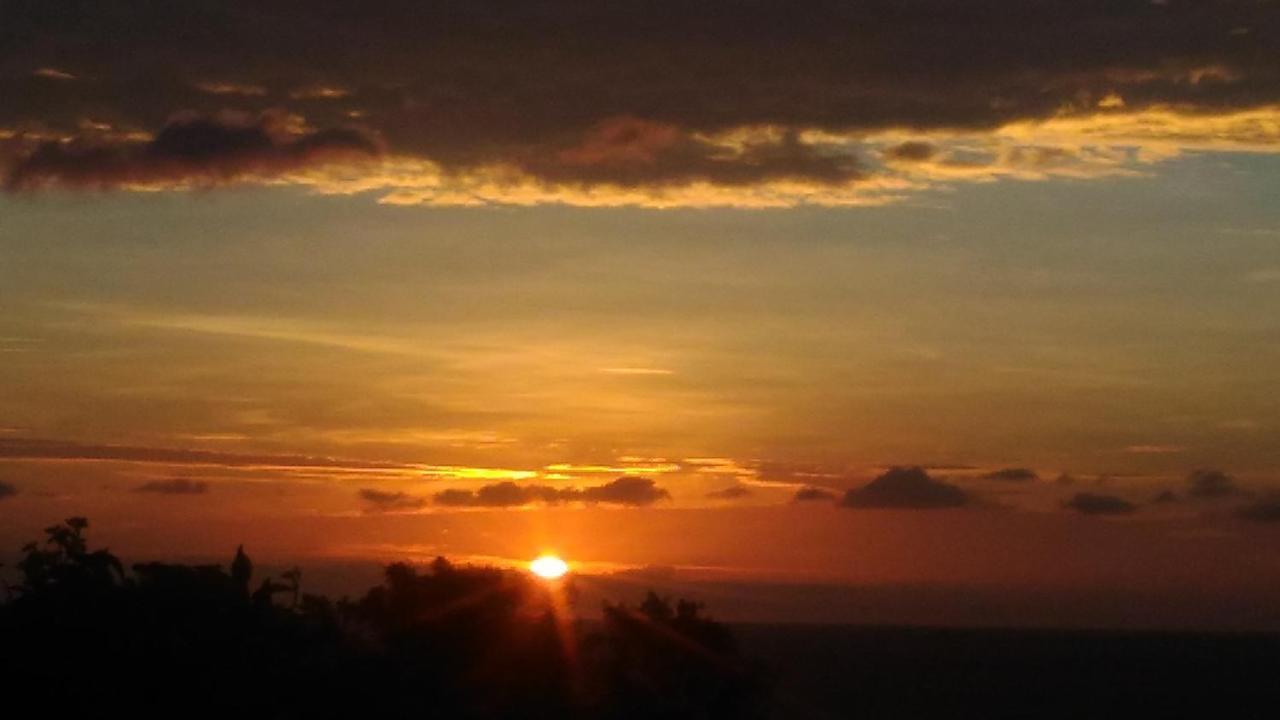Khrisna Sunrise Homestay Tulamben Exterior foto